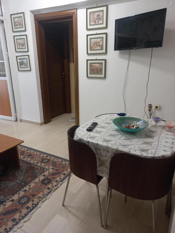 Διαμέρισμα Στο Κέντρο Της Πόλης Trípoli Exterior foto
